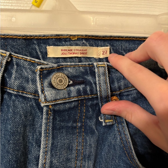 Levi’s Premium Ribcage Straight Women’s Jeans, Size 27 Medium Wash - Picture 2 of 9